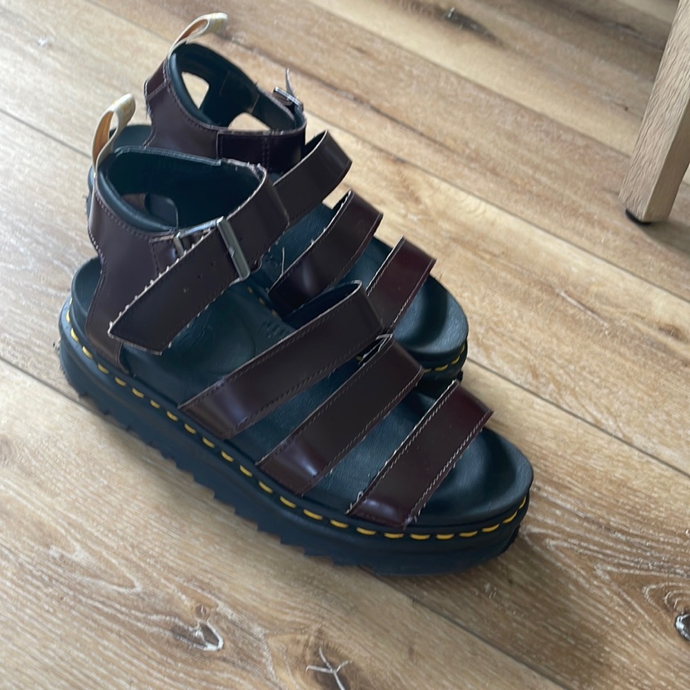 Doc marten sandals